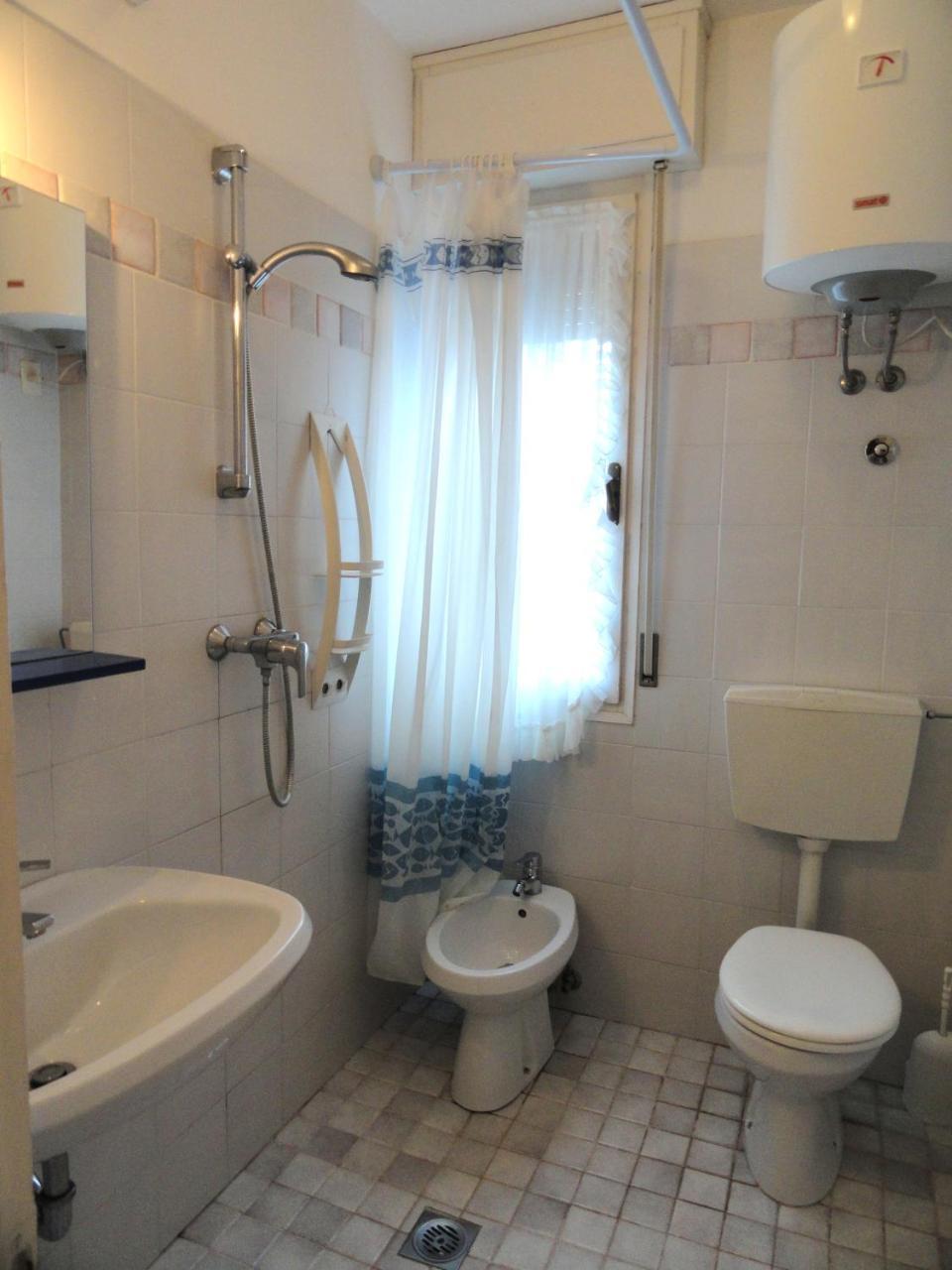 Villa Ginestra Bibione Bagian luar foto